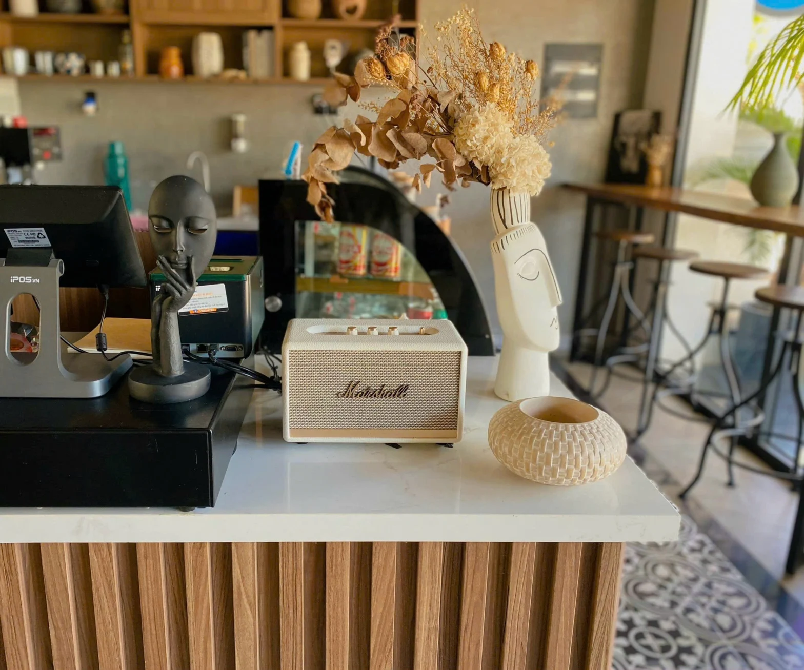 Happy Team Homestay & Café · Grand World Phu Quoc